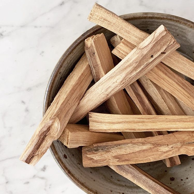 100g Palo Santo Sticks 10-15 sticks